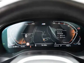 BMW X4 xDrive 30d M-Sport FACEL. PANO AHK HUD 360