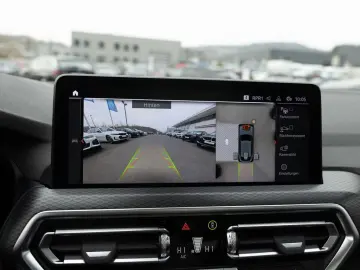 BMW X4 xDrive 30d M-Sport FACEL. PANO AHK HUD 360