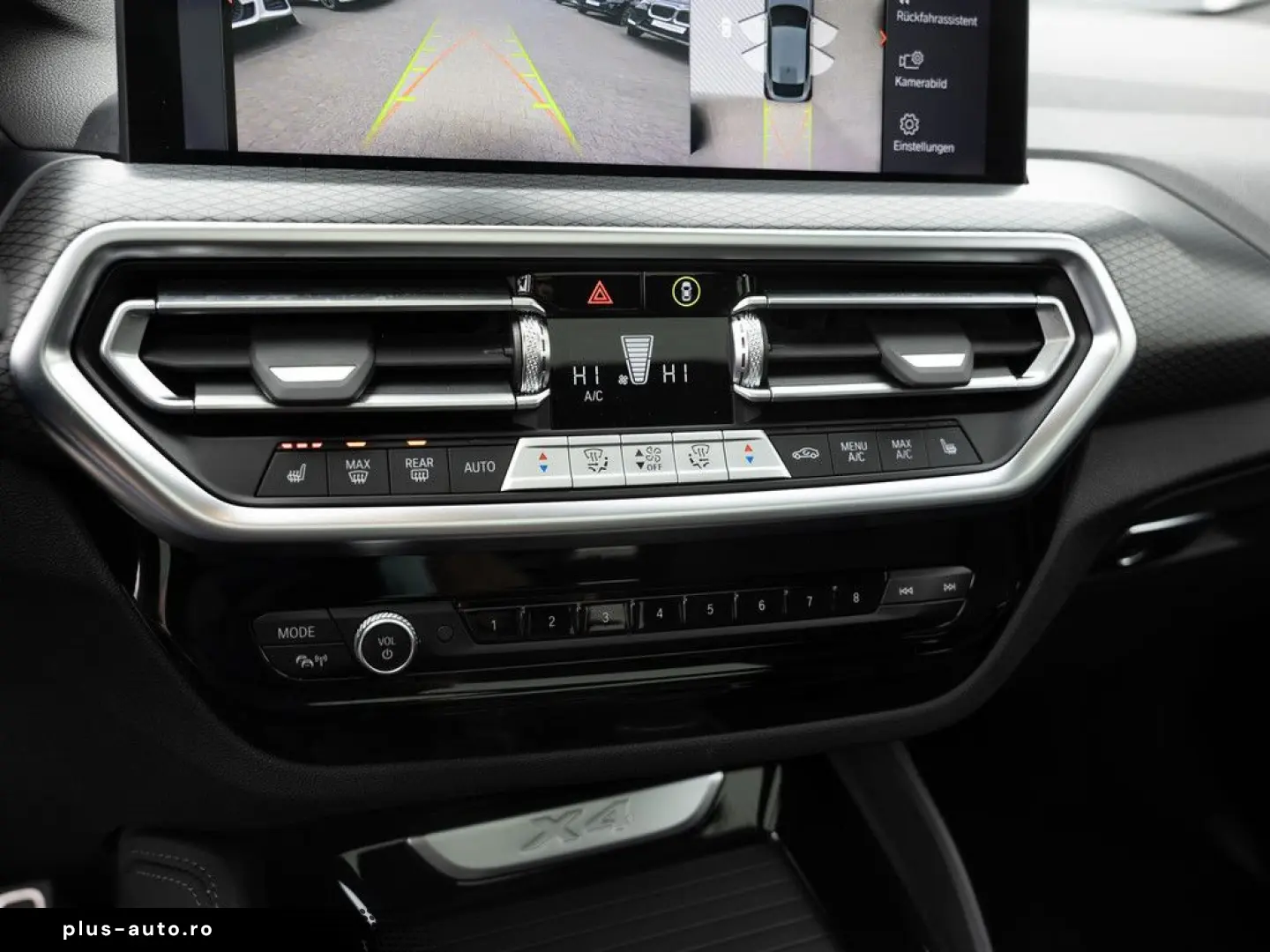 BMW X4 xDrive 30d M-Sport FACEL. PANO AHK HUD 360