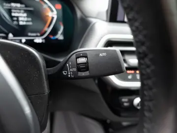 BMW X4 xDrive 30d M-Sport FACEL. PANO AHK HUD 360