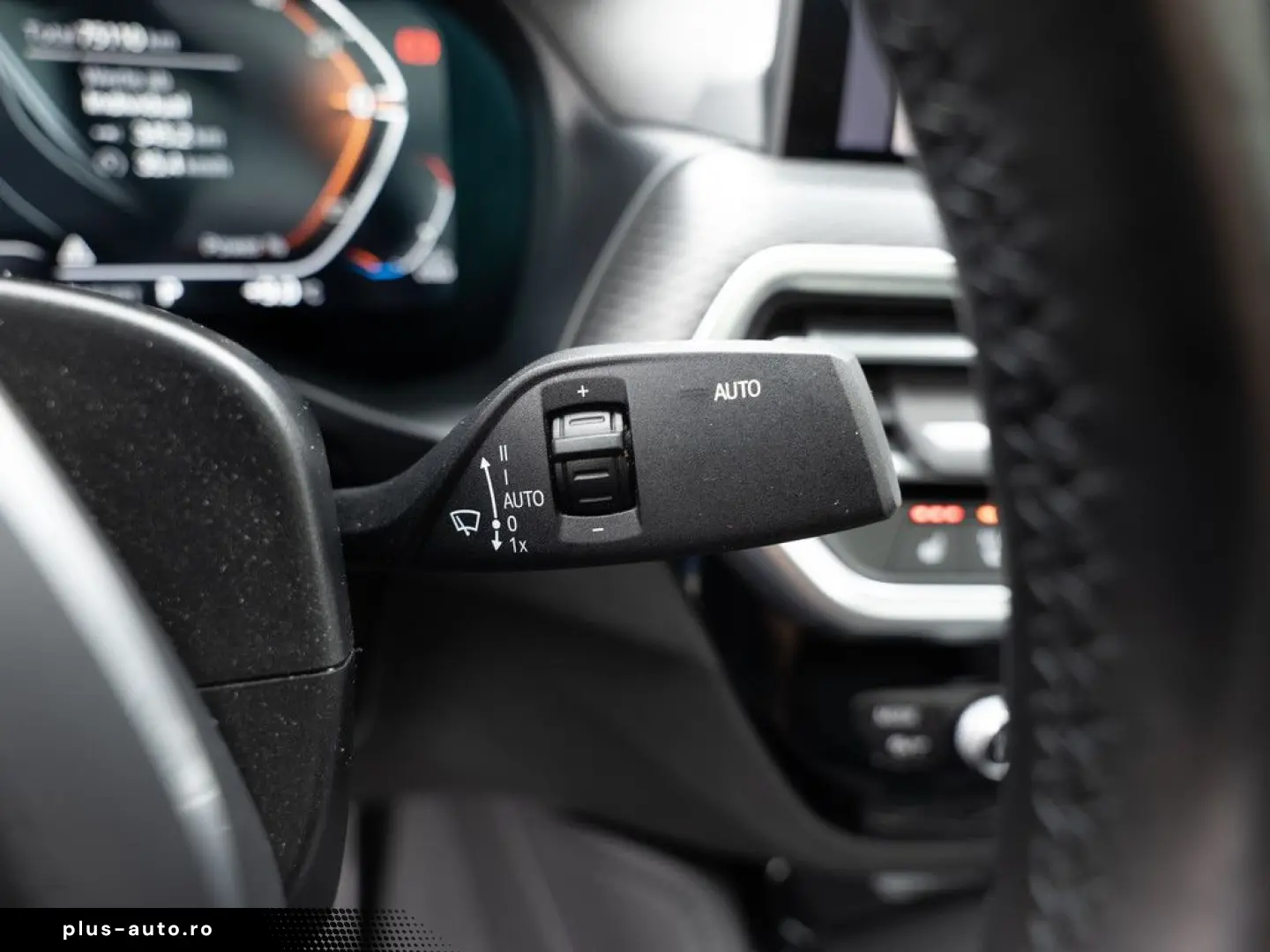 BMW X4 xDrive 30d M-Sport FACEL. PANO AHK HUD 360