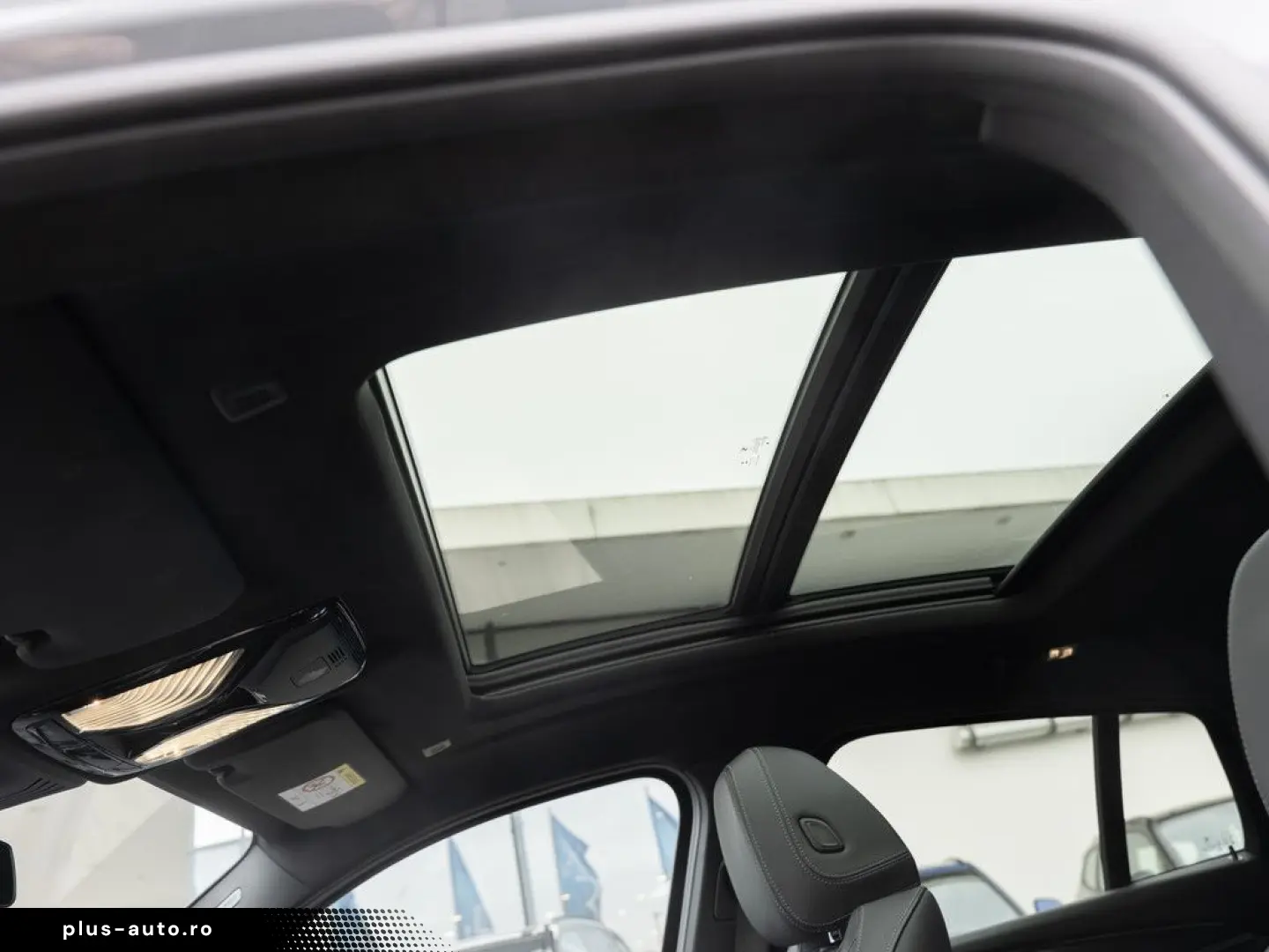 BMW X4 xDrive 30d M-Sport FACEL. PANO AHK HUD 360