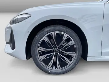 AUDI A5 Limousine 2.0TFSI qu Cam LED Navi Sportsitze