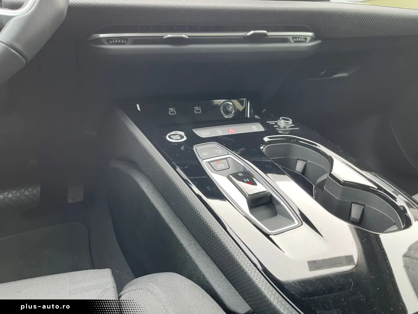 AUDI A5 Limousine 2.0TFSI qu Cam LED Navi Sportsitze