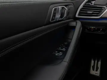 BMW X6 xD40d M Sport Laser 360 HUD DAB Komfort HiFi