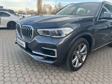 BMW X5 45e xLine Laser AHK Pano Bowers & Wilkins