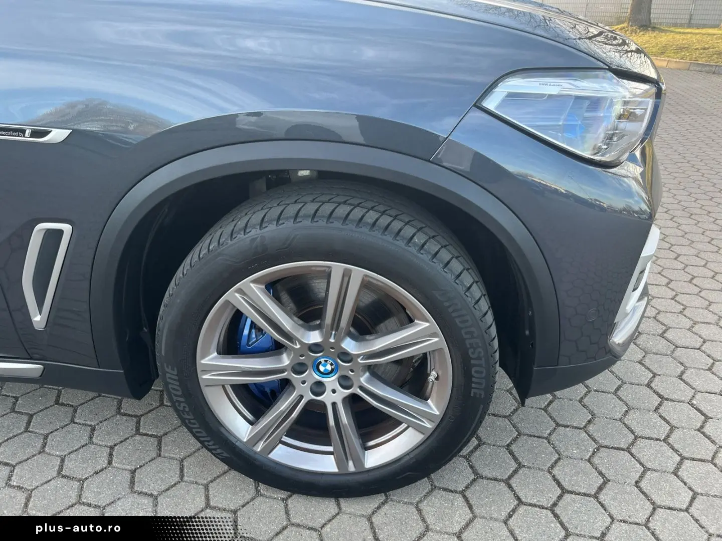 BMW X5 45e xLine Laser AHK Pano Bowers & Wilkins