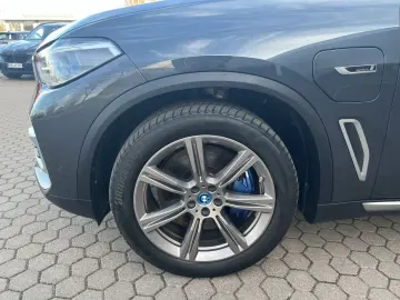 BMW X5 45e xLine Laser AHK Pano Bowers & Wilkins