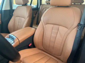 BMW X5 45e xLine Laser AHK Pano Bowers & Wilkins