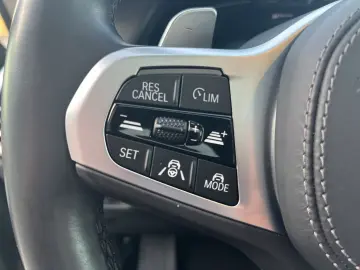 BMW X5 45e xLine Laser AHK Pano Bowers & Wilkins