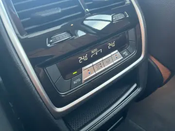 BMW X5 45e xLine Laser AHK Pano Bowers & Wilkins