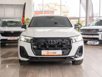 Audi Q7 3.0TDI Quattro Tiptronic  S-Line  - 7 Locuri