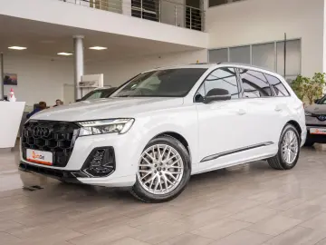 Audi Q7 3.0TDI Quattro Tiptronic  S-Line  - 7 Locuri