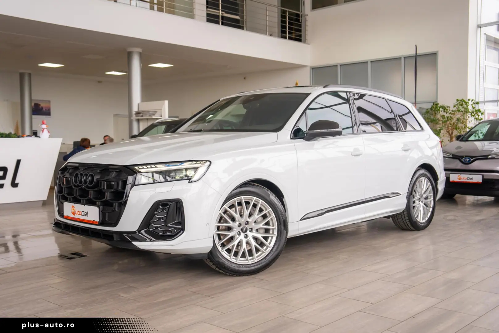 Audi Q7 3.0TDI Quattro Tiptronic  S-Line  - 7 Locuri