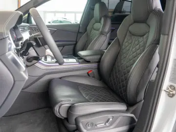 Audi Q7 3.0TDI Quattro Tiptronic  S-Line  - 7 Locuri