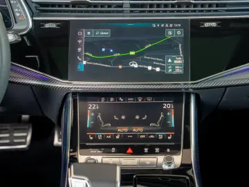 Audi Q7 3.0TDI Quattro Tiptronic  S-Line  - 7 Locuri