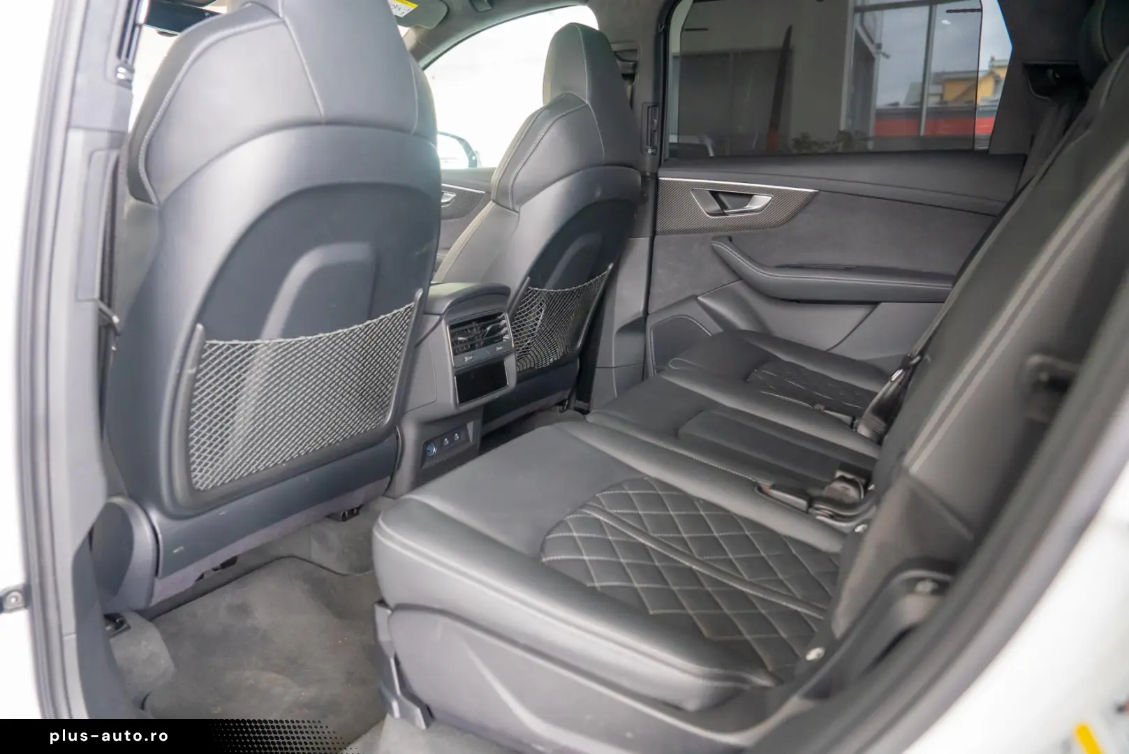 Audi Q7 3.0TDI Quattro Tiptronic  S-Line  - 7 Locuri