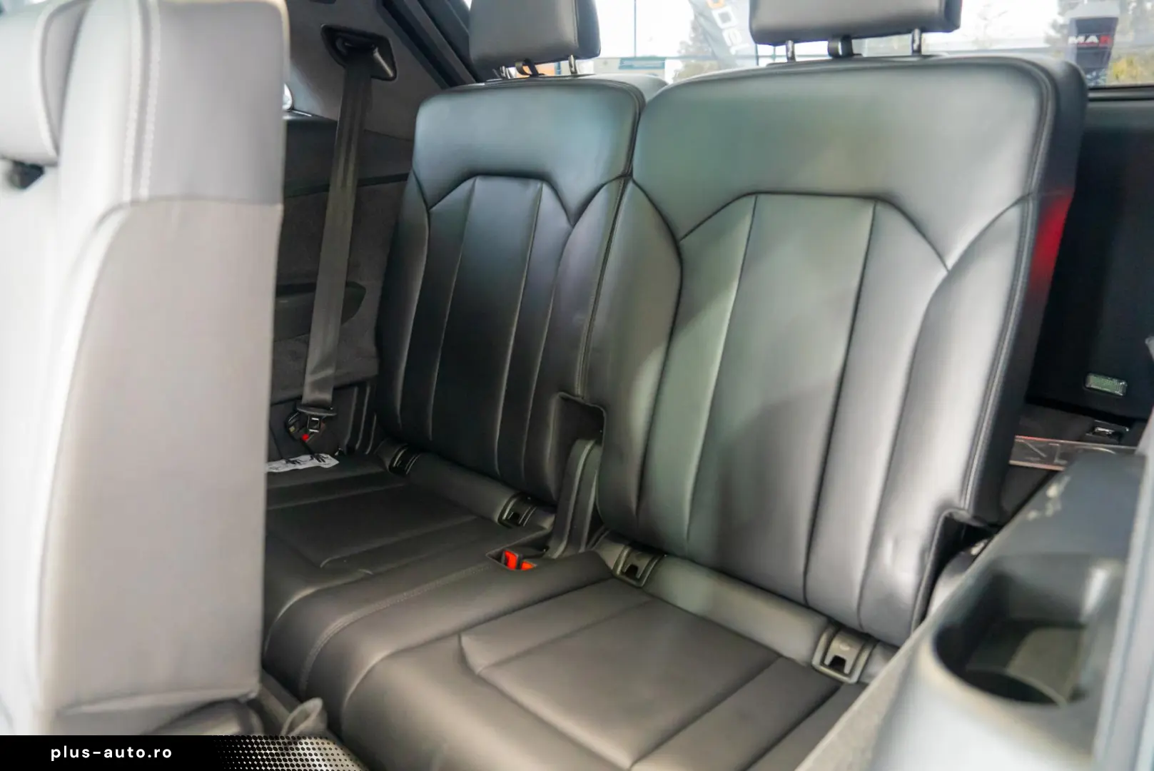 Audi Q7 3.0TDI Quattro Tiptronic  S-Line  - 7 Locuri