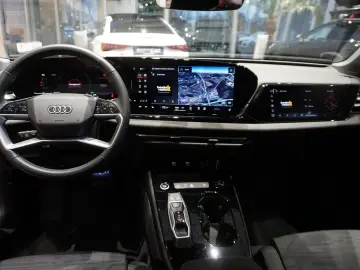 AUDI A5 Limousine TFSI S-line Matrix ACC AHKSitze Mem