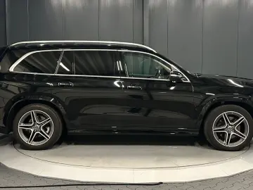 MERCEDES-BENZ GLS 350 d 4Matic AMG 21Zoll Glasdach HIFI HUD