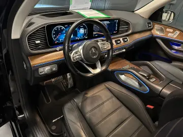MERCEDES-BENZ GLS 350 d 4Matic AMG 21Zoll Glasdach HIFI HUD
