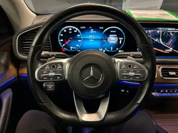 MERCEDES-BENZ GLS 350 d 4Matic AMG 21Zoll Glasdach HIFI HUD