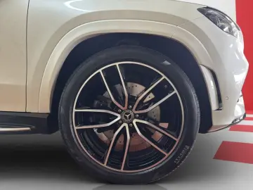 MERCEDES-BENZ GLS 400 d 4M AMG BURMESTER HUD 360