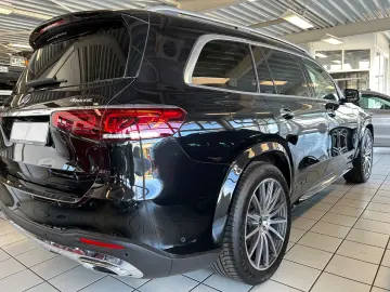 MERCEDES-BENZ GLS 400 d AMG Paket   Standheizung  Pano