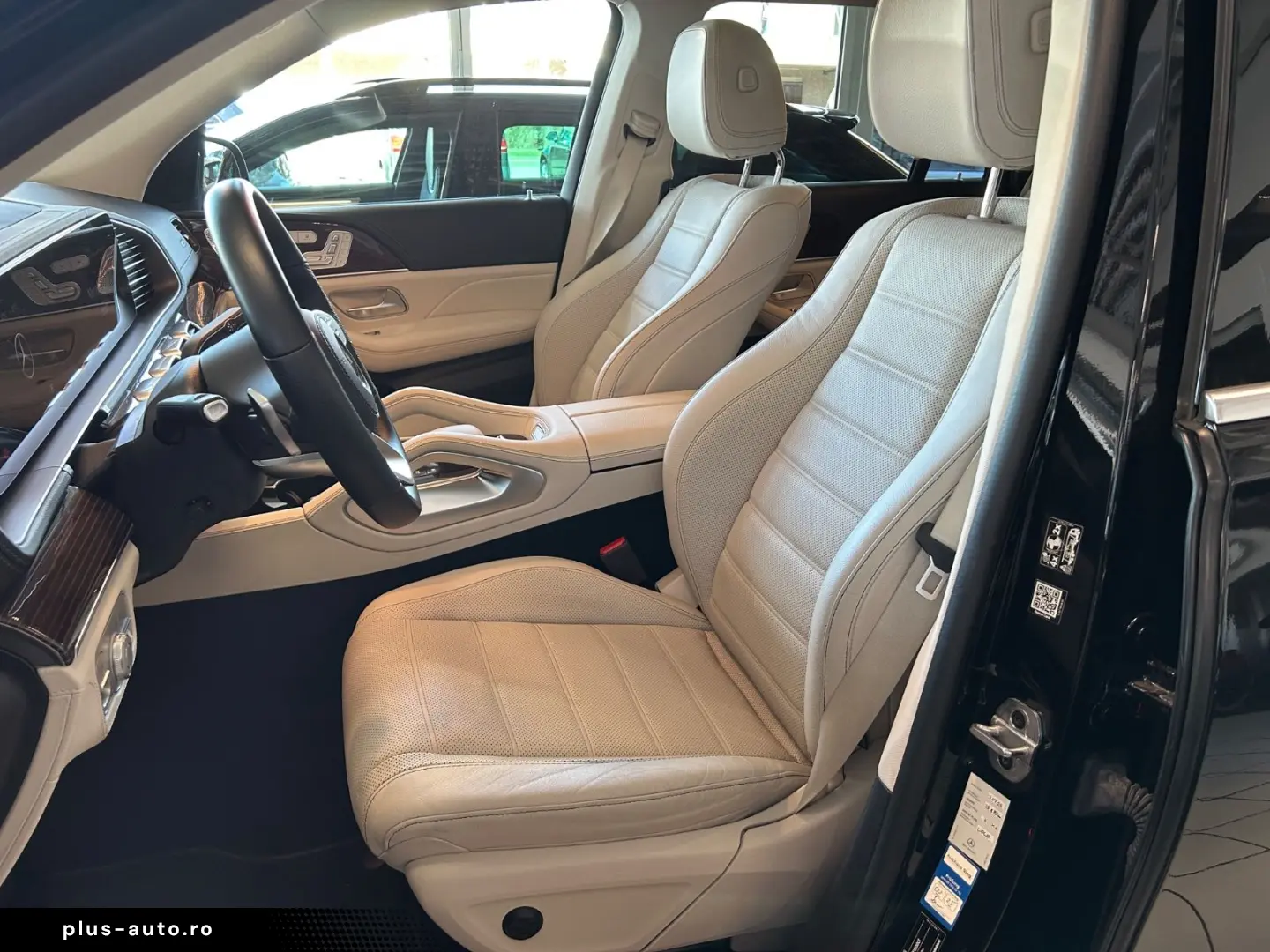 MERCEDES-BENZ GLS 400 d AMG Paket   Standheizung  Pano