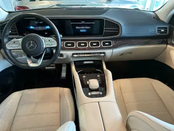 MERCEDES-BENZ GLS 400 d AMG Paket   Standheizung  Pano