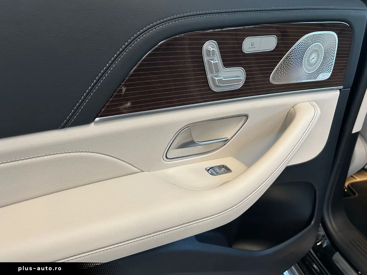 MERCEDES-BENZ GLS 400 d AMG Paket   Standheizung  Pano