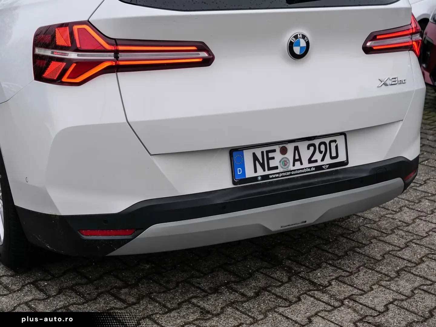 BMW X3 20 xDrive DA DAB PA WLAN NAVI 18