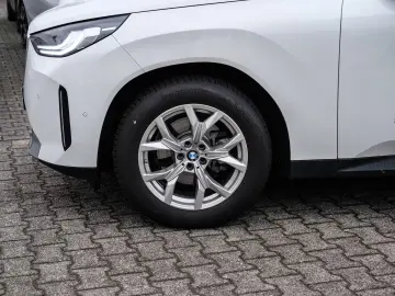 BMW X3 20 xDrive DA DAB PA WLAN NAVI 18