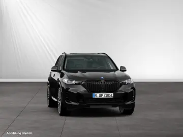 BMW X5 xDrive50e  B&W Diamond SkyLounge Jante 22
