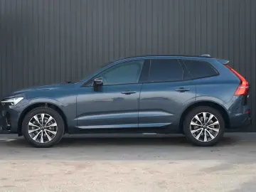 VOLVO XC60 B4 MHEV AT AWD Plus Dark