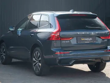 VOLVO XC60 B4 MHEV AT AWD Plus Dark