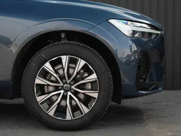 VOLVO XC60 B4 MHEV AT AWD Plus Dark