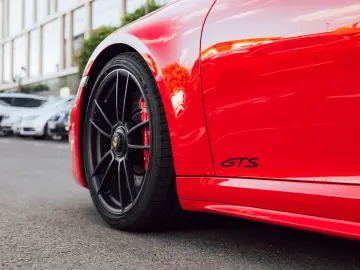 Porsche 911 Carrera 4GTS AeroKit Lift 360 Ventil Sunroof