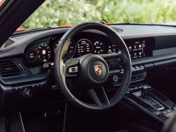 Porsche 911 Carrera 4GTS AeroKit Lift 360 Ventil Sunroof