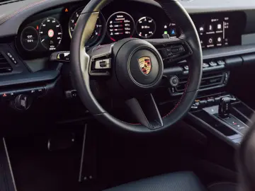 Porsche 911 Carrera 4GTS AeroKit Lift 360 Ventil Sunroof