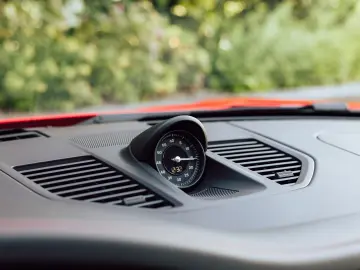 Porsche 911 Carrera 4GTS AeroKit Lift 360 Ventil Sunroof