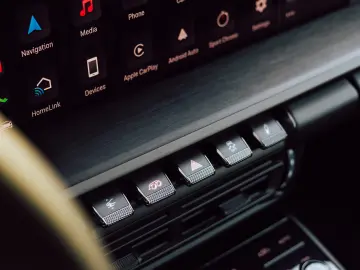 Porsche 911 Carrera 4GTS AeroKit Lift 360 Ventil Sunroof