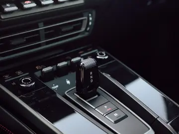 Porsche 911 Carrera 4GTS AeroKit Lift 360 Ventil Sunroof