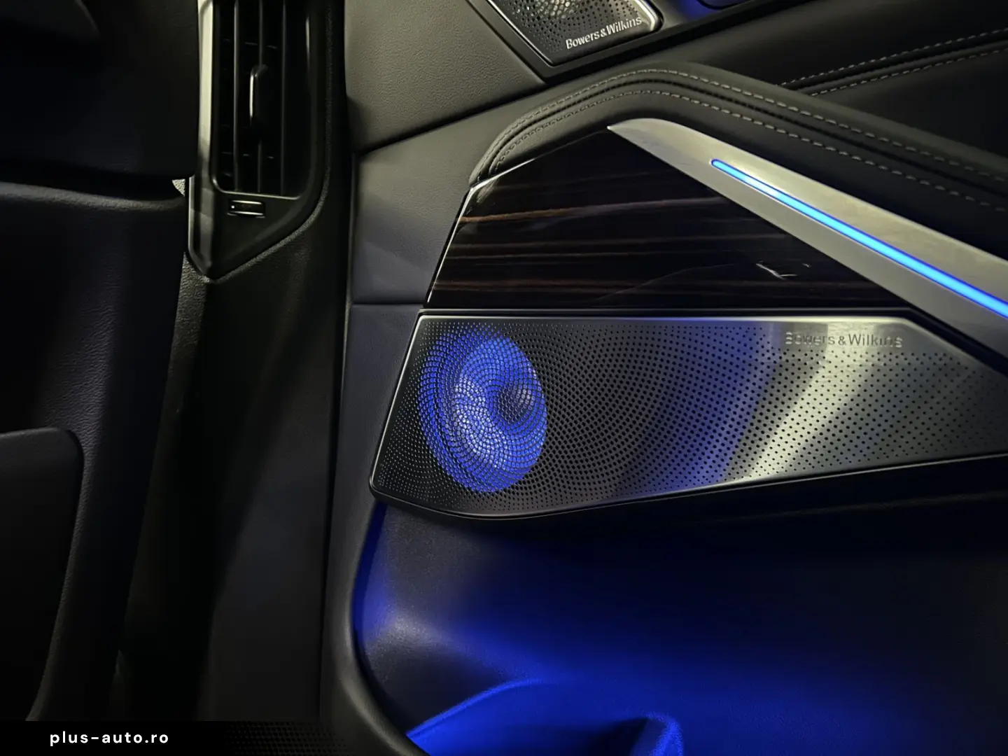 BMW X5 xDrive30d M Sportpaket Pro B&W Pano. AHK DAB