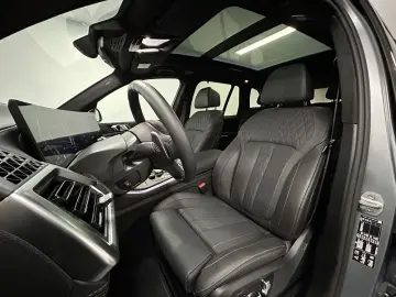 BMW X5 xDrive30d M Sportpaket Pro B&W Pano. AHK DAB