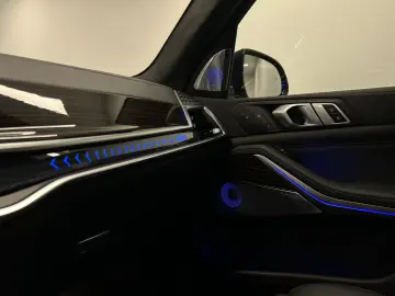 BMW X5 xDrive30d M Sportpaket Pro B&W Pano. AHK DAB