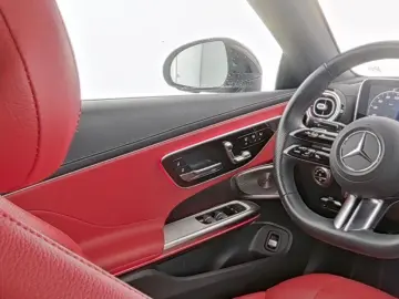 MERCEDES-BENZ CLE 220 d Cabriolet AMG BURM NIGHT DIGI LIGHT