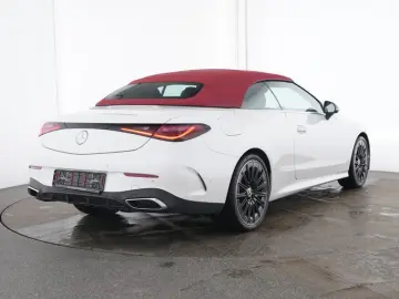 MERCEDES-BENZ CLE 220 d Cabriolet AMG BURM NIGHT DIGI LIGHT