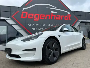 TESLA Model 3 Long Range Dual AWD Facelift Matrix AHK