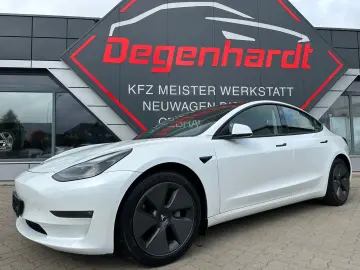 TESLA Model 3 Long Range Dual AWD Facelift Matrix AHK